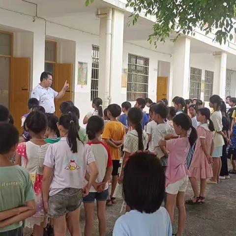 北海市银海区福成镇卖兆小学暑假安全教育