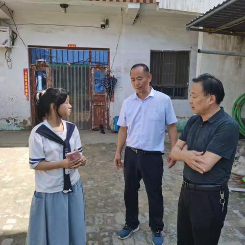 爱心助学，我们一直在路上！鄢陵县应急管理局“99公益春蕾女童”助学金发放活动