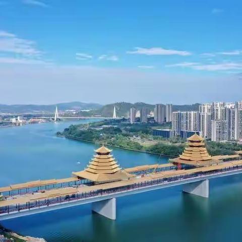 广西壮族自治区柳州市金鹰幼儿园礼仪风采展示