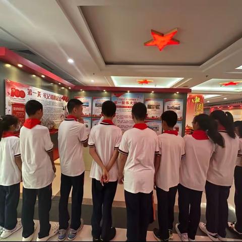 “回忆党史话初心，风华少年担使命”                 -----张店区重庆路中学（八中北校）2022级7班社会实践