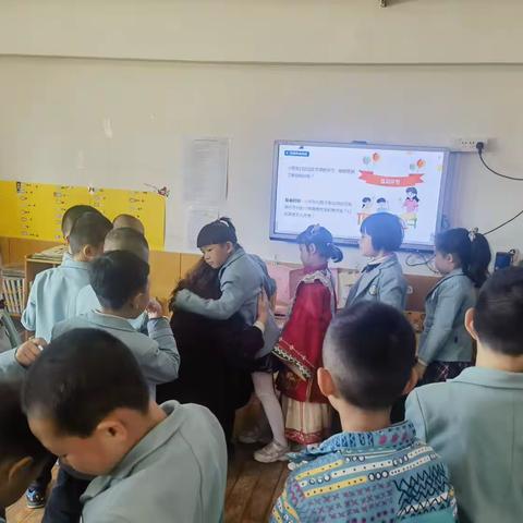 家长进课堂 携手共成长——崆峒区实验幼儿园明珠分园大二班家长进课堂系列活动（七）