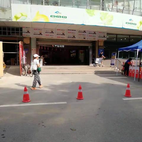 金色港湾店2023年5月13日防损行走管理