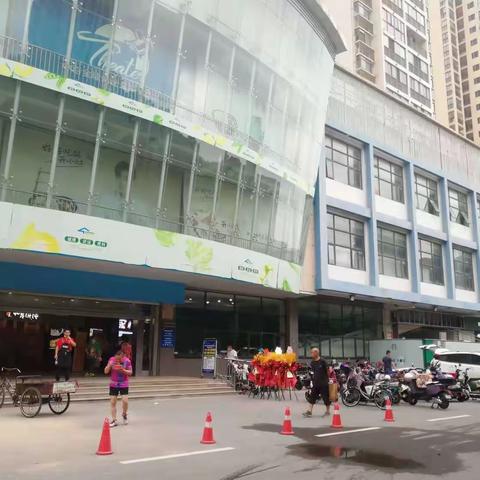 金色港湾店2023年5月16日防损行走管理