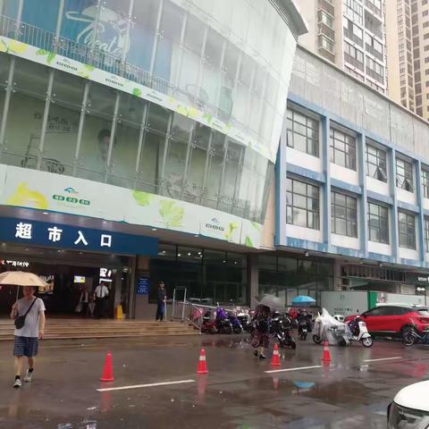 金色港湾店2023年5月17日防损行走管理