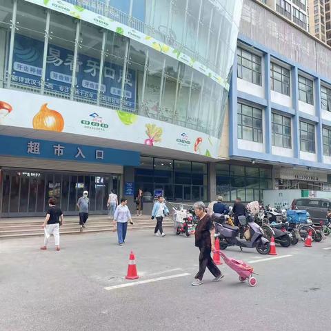 金色港湾店2023年5月30日防损行走管理