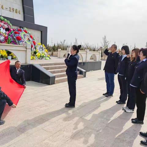 坚持党建引领   提升治理效能
      ——和静县第九小学党建工作汇报