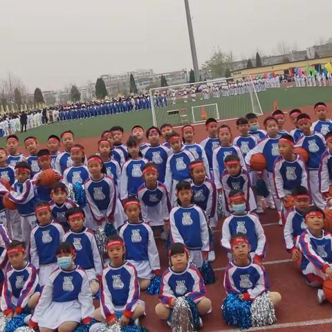 “弘扬优良家风，树立劳动观念”丰润区第二实验小学三五班劳动节主题活动纪实