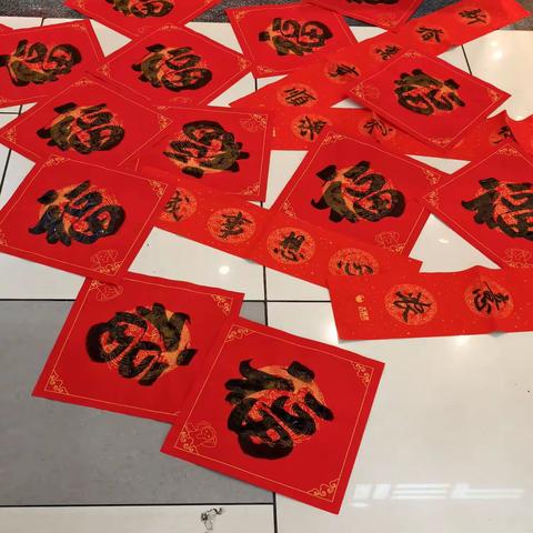 江滨小学五二班假日小队活动