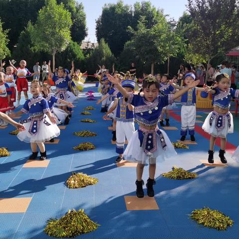 💃看过来，这里的活动很精彩。—金塔县大庄子幼儿园“少年儿童心向党，我与祖国共成长”六一活动纪实