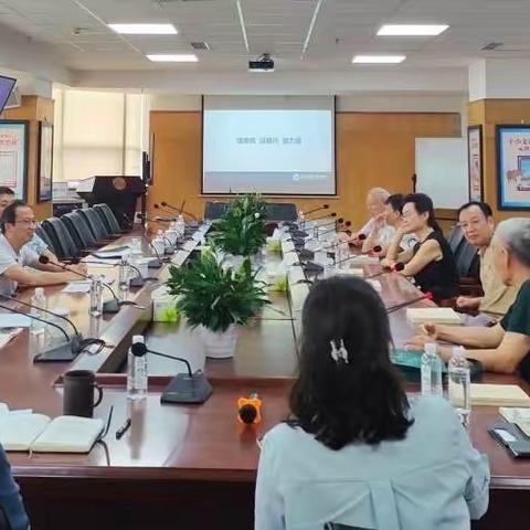 “话传统、谈复兴、聚力量”主题党日活动