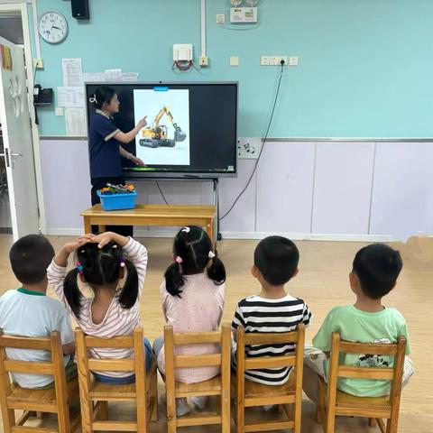 朝花幼儿园蕴实园（乡中心园）5月延时服务活动—小班机器人