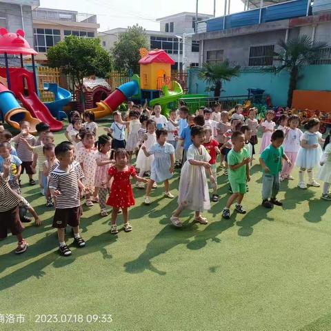 守护安全——实战演练  梦想幼儿园反恐防暴演练活动