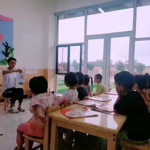 向日葵🌻幼儿园 2023年暑假放假通知及温馨提示