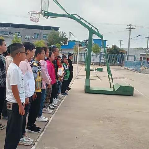 白庙学校第四周典型新闻