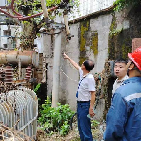 琼山区发改委联合琼山供电局开展防风防汛电力专项检查工作