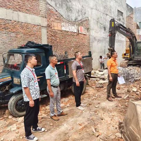 中山社区开展自建房屋安全施工检查工作