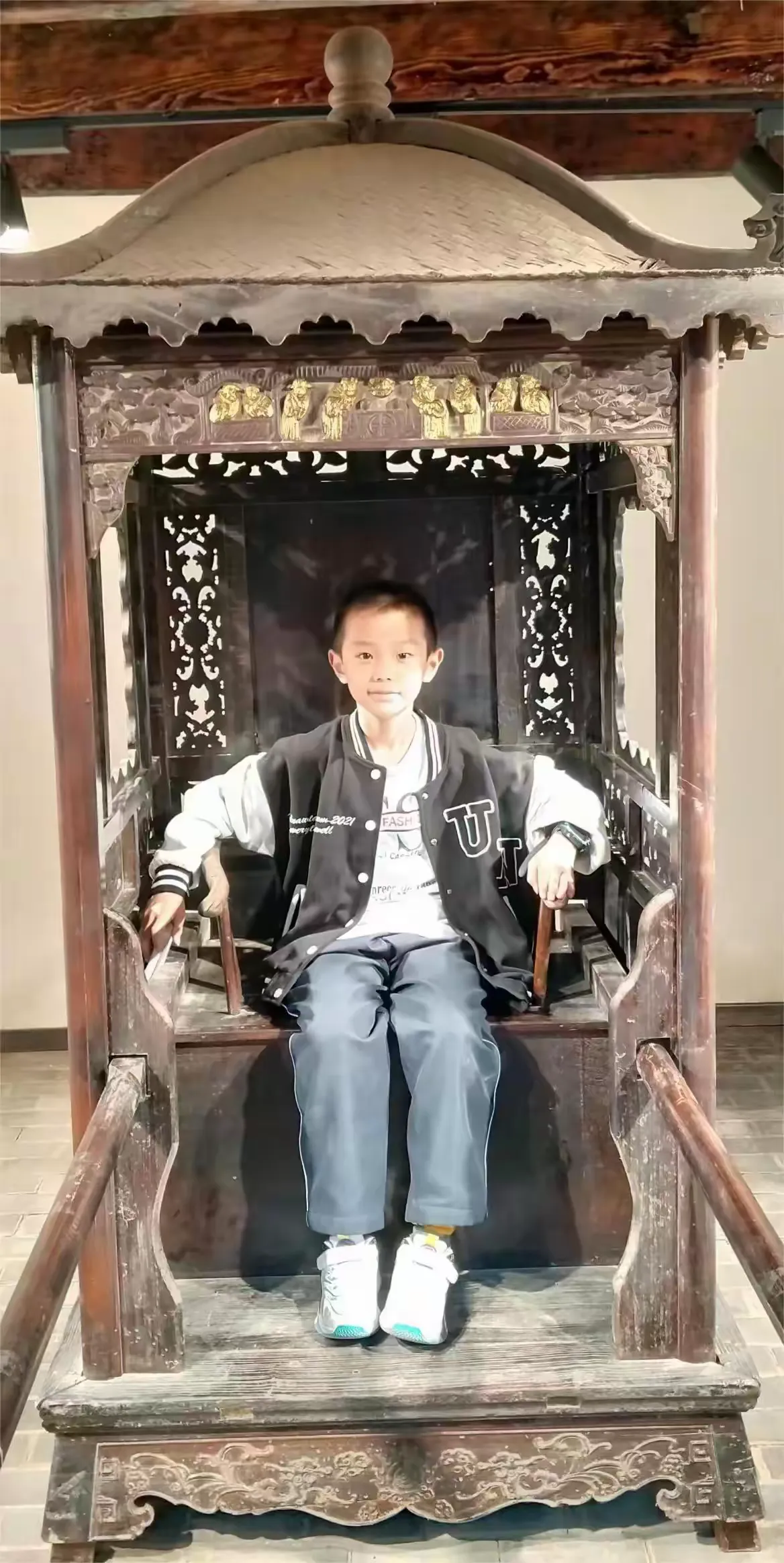 简篇-在过去的的一年里,我们开心过,我们悲伤过,我们调皮过,我们大笑过。回想起2023年的点点滴滴我们还是激情澎湃,