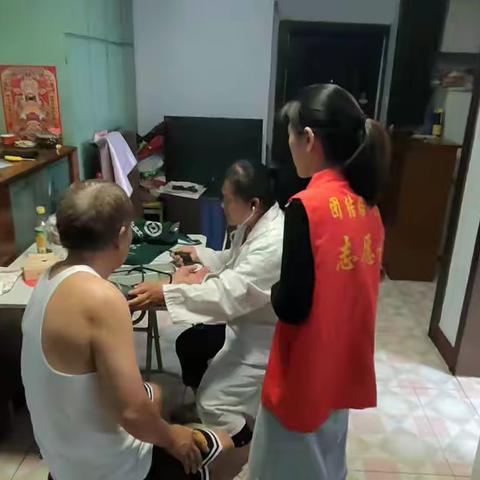 [执委进万家巾帼送温暖]守敬社区妇联走进居民家中开展免费体检义诊活动
