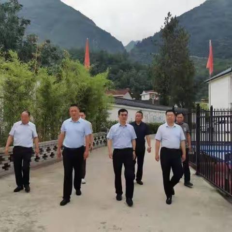 县人大常委会主任贾小民深入米粮镇、高峰镇调研生态康养产业发展工作