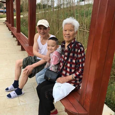 我和夏天约会的暑假生活