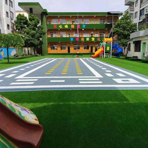 未来星托幼园——炎炎夏日，快乐童年，“清凉一夏、浑水摸鱼”活动火热进行中，让童年回归本质（副本）