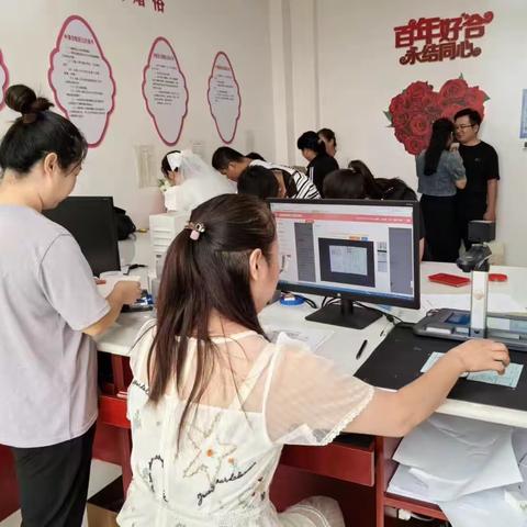 牵手民政局    助力七夕节