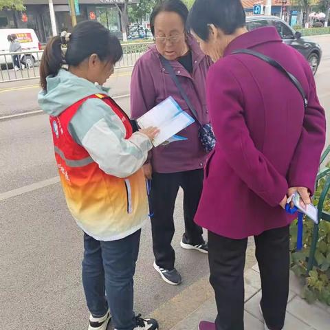 宁武县东城区社区医保政策进万家，惠民服务暖人心
