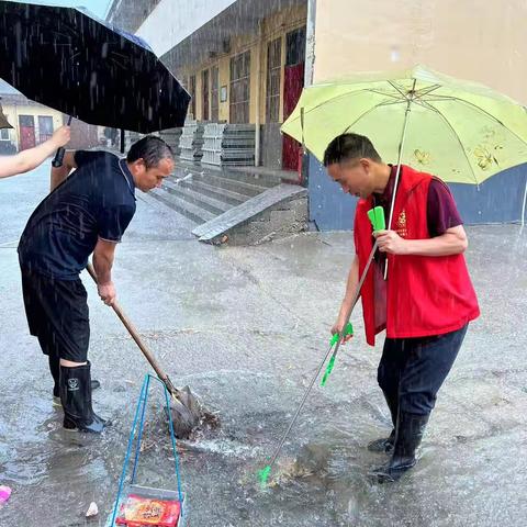 防汛减灾丨任村一中在行动