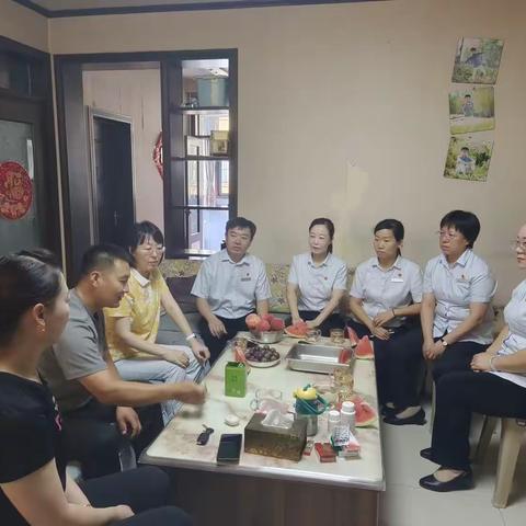 刘村支行党支部：开展“致敬和平使者、慰问退役军人”主题党日活动