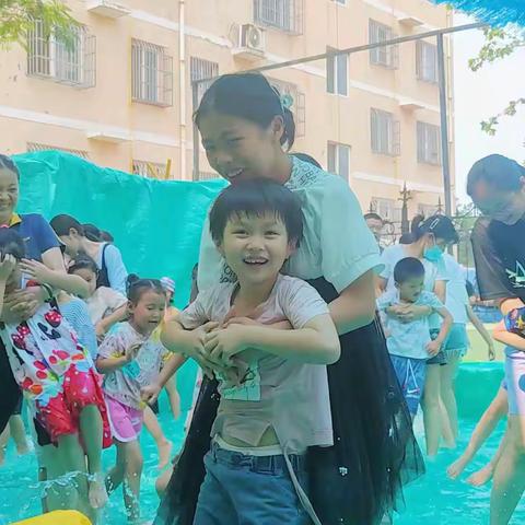 🌞夏日炎炎｜有你超甜🍓——肖寺社区幼儿园“泡沫之夏 嗨翻天”主题活动