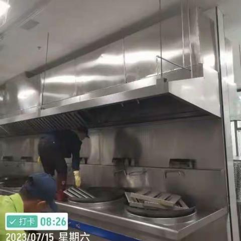 深圳中学初中部2023年暑假期间油烟机清洗
