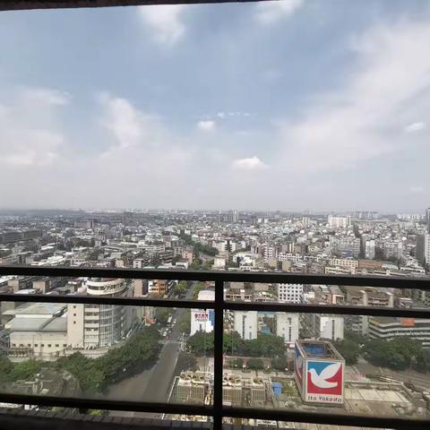 ⭐⭐33.8万🔑雕像国际❗电梯小高层2/2/1，产权66，23层顶楼，清水  老证V61021
