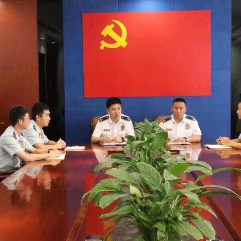 府谷大队召开民主集中制专题学习研讨暨查摆剖析会。