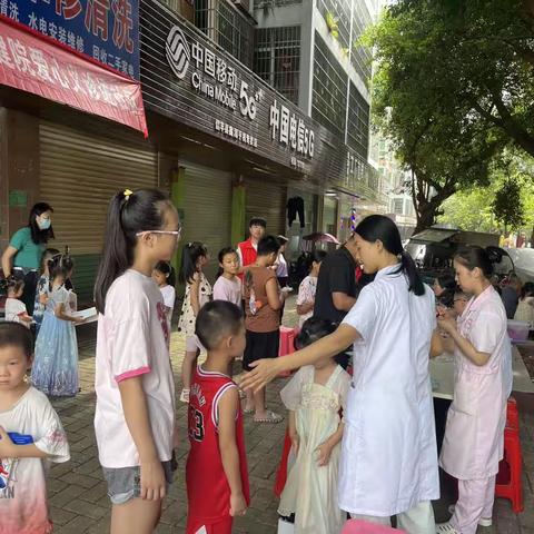 县妇幼保健院健康义诊进贵源新城社区童心港湾