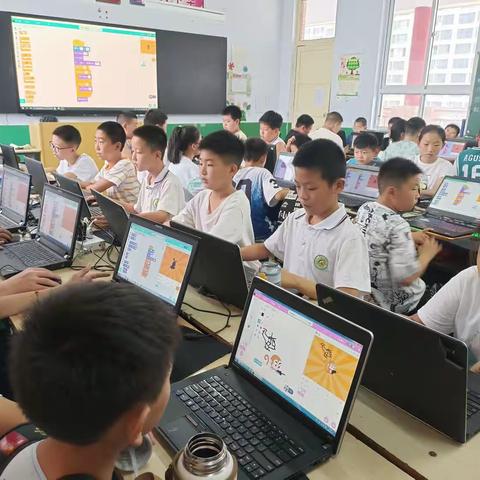 林州市第六小学暑假延时编程社团精彩瞬间