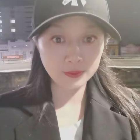 刘艳早教育婴师