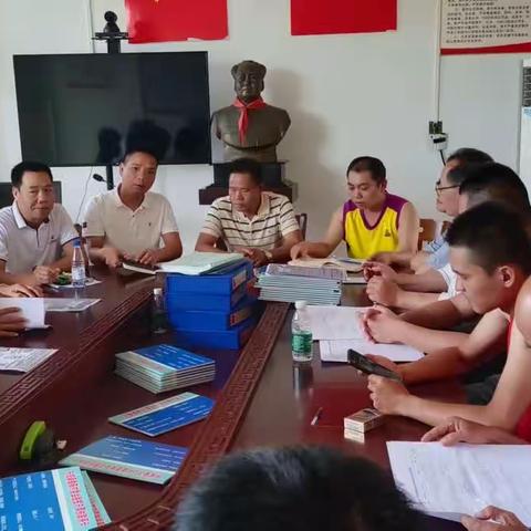 番陈村委会开展学习、宣传“七个倡导”文明活动