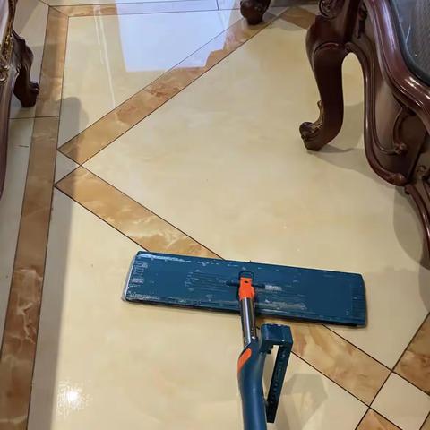 学前2203班段斯琪 俯身劳动创造 享受美好生活