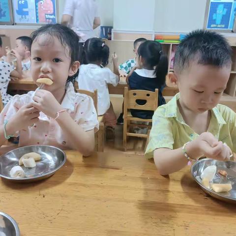 苗苗幼儿园2023年暑假托管班——美食分享(8月7日)