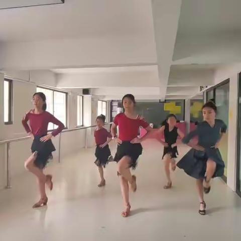 2023暑假班拉丁舞期末总结