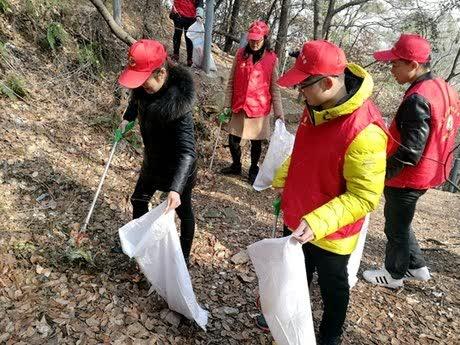 《弘扬志愿精神  彰显青年担当》特教2202杨博媛