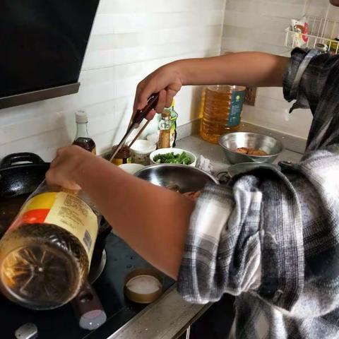 暑期实践(语教2206赵羽轩)