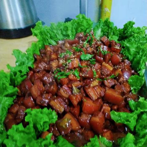 育人托管9月份小饭桌火热报名中，名额有限预报从速，图片起劲往下拉😄全部实景实图欢迎大家报名咨询品鉴