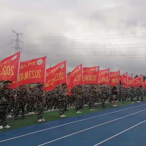 青春中国，强国有我——407班军训精彩瞬间（二）