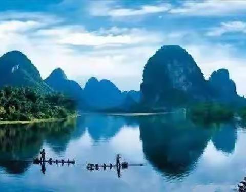 寻小城历史踪迹，品舌尖特色美食