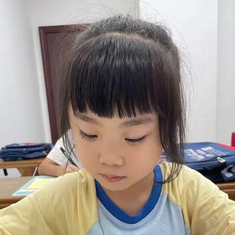 梁钿同学成长记录