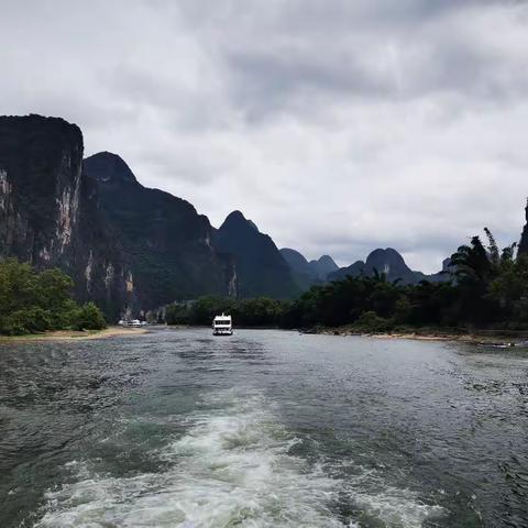 桂林山水甲天下