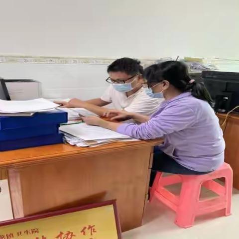 琼山区卫健委到各镇指导做好迎接省巩固脱贫成果与乡村振兴有效衔接大比拼工作