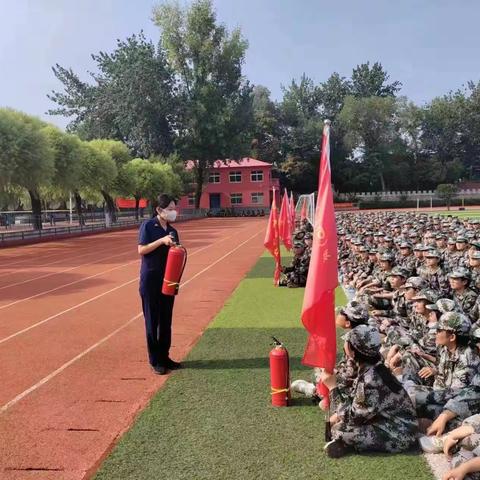 开展消防演练，筑牢安全防线—舞阳一高举行消防演练及消防知识培训