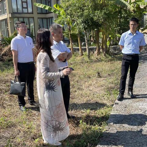 遵义市分行张辛行长一行到绥阳走访调研